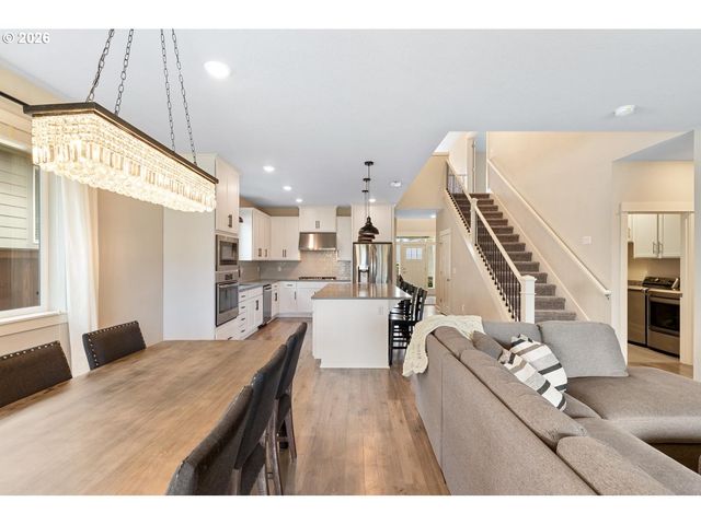 1815 S 47TH Pl, Ridgefield, WA 98642
