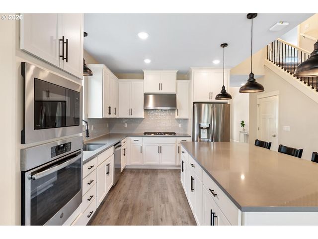1815 S 47TH Pl, Ridgefield, WA 98642