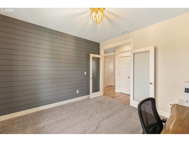 1815 S 47TH Pl, Ridgefield, WA 98642