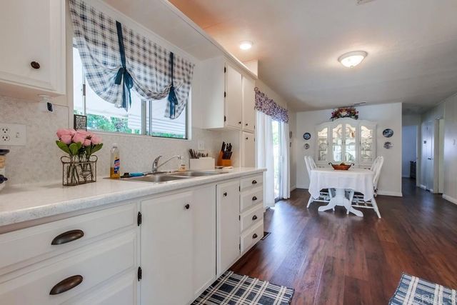 1120 E Mission Road 27, Fallbrook, CA 92028