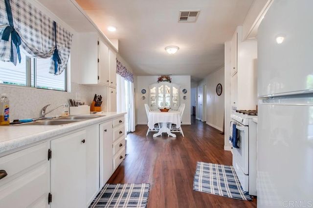 1120 E Mission Road 27, Fallbrook, CA 92028