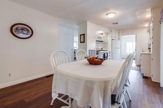 1120 E Mission Road 27, Fallbrook, CA 92028
