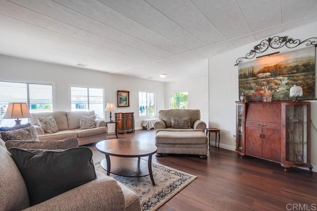 1120 E Mission Road 27, Fallbrook, CA 92028