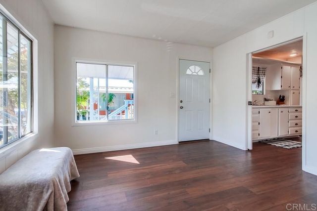 1120 E Mission Road 27, Fallbrook, CA 92028