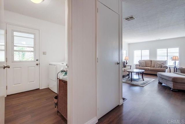 1120 E Mission Road 27, Fallbrook, CA 92028