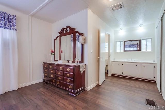 1120 E Mission Road 27, Fallbrook, CA 92028