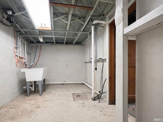 4341 S 8Th Street, Terre Haute, IN 47802