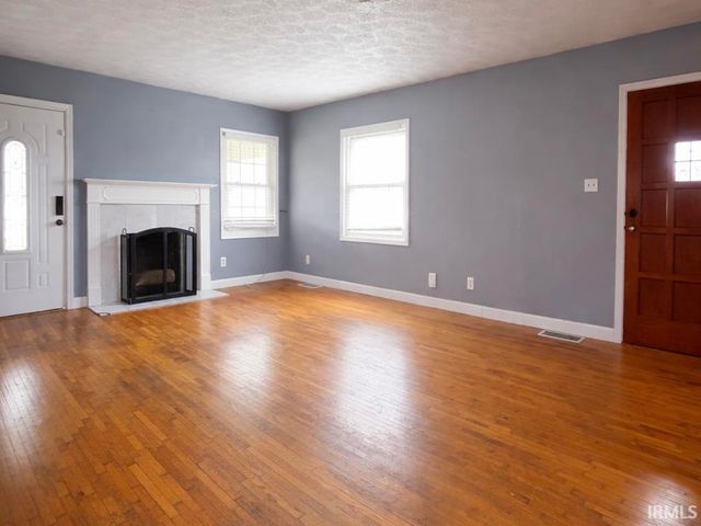 4341 S 8Th Street, Terre Haute, IN 47802