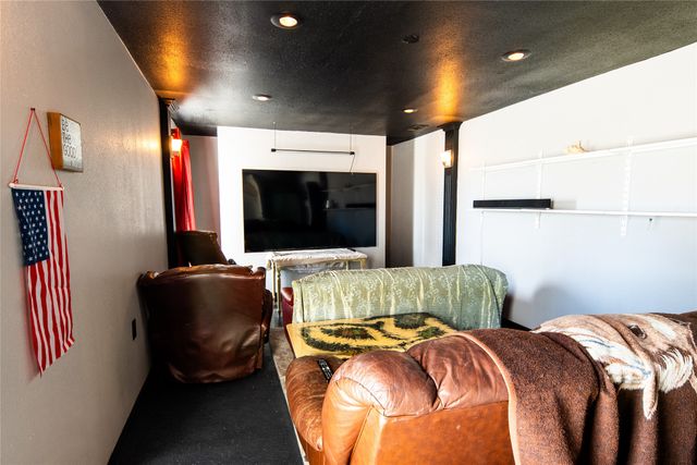 2211 Mcalpin Road, Midlothian, TX 76065