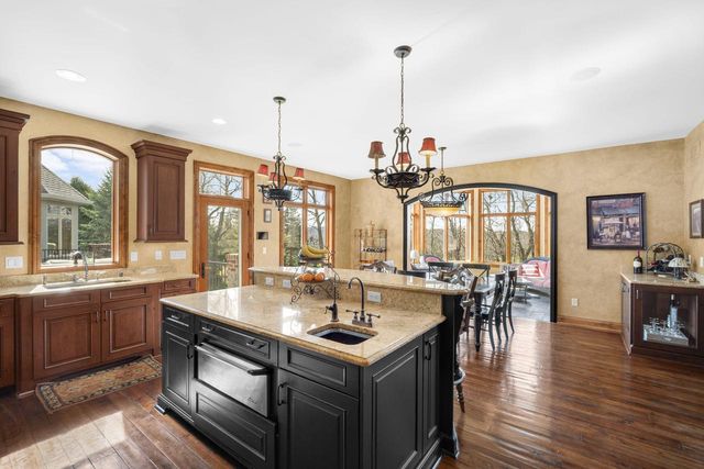 121 Legend WAY, Wales, WI 53183