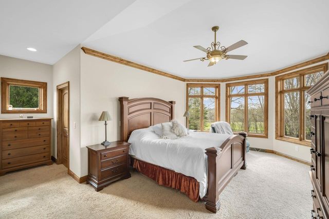 121 Legend WAY, Wales, WI 53183