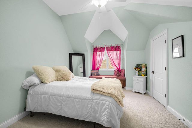 121 Legend WAY, Wales, WI 53183