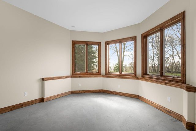 121 Legend WAY, Wales, WI 53183