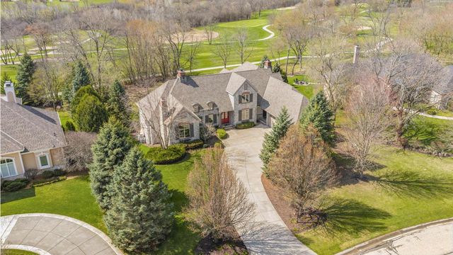 121 Legend WAY, Wales, WI 53183