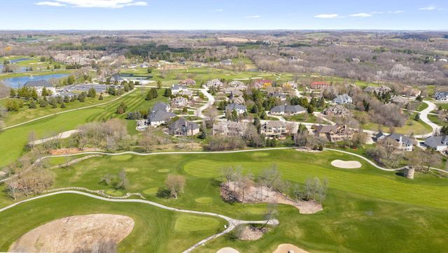 121 Legend WAY, Wales, WI 53183