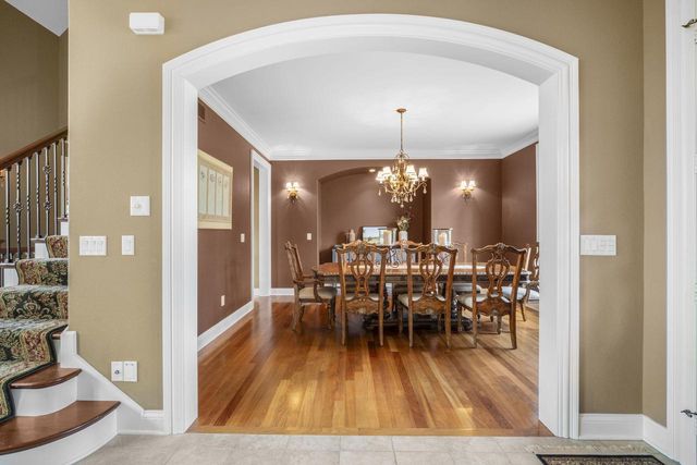 121 Legend WAY, Wales, WI 53183