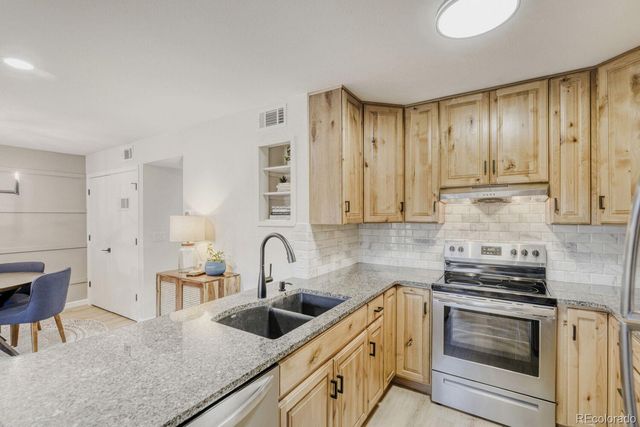 697 Canyon Drive, Castle Rock, CO 80104