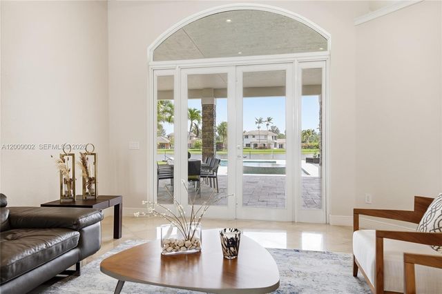 14370 Jockey Cir N, Davie, FL 33330