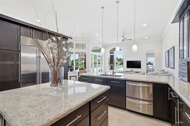 14370 Jockey Cir N, Davie, FL 33330