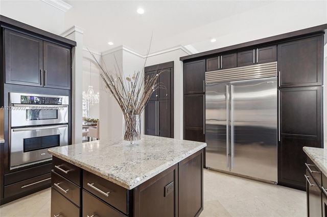 14370 Jockey Cir N, Davie, FL 33330