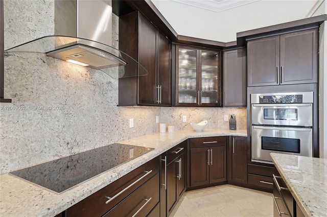 14370 Jockey Cir N, Davie, FL 33330