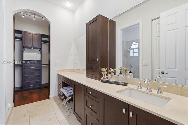 14370 Jockey Cir N, Davie, FL 33330