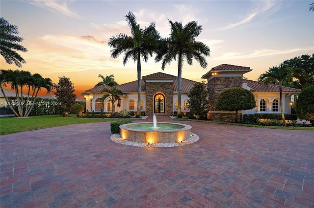 14370 Jockey Cir N, Davie, FL 33330