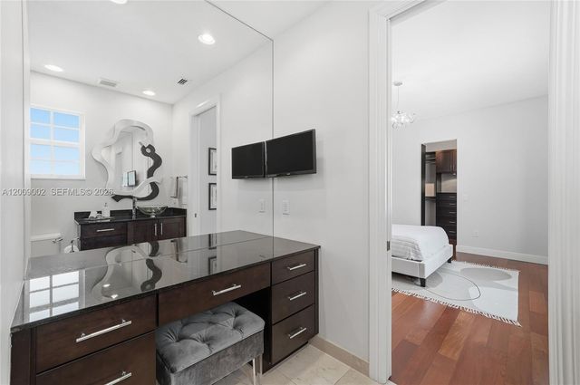 14370 Jockey Cir N, Davie, FL 33330