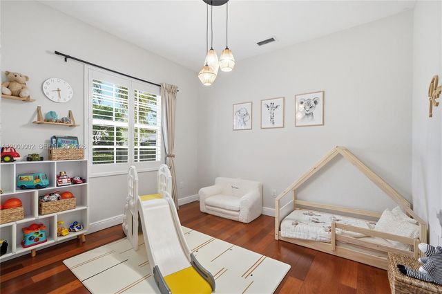 14370 Jockey Cir N, Davie, FL 33330