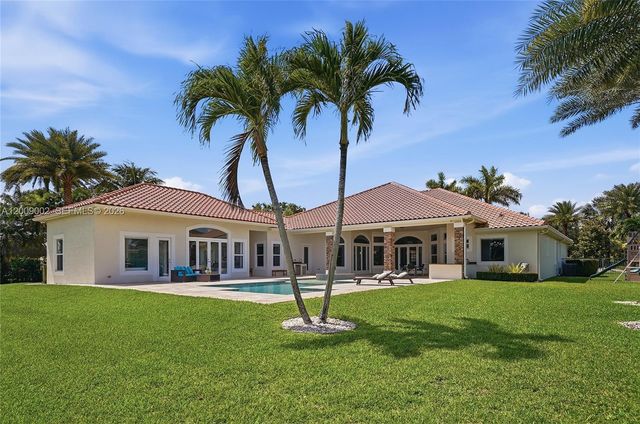 14370 Jockey Cir N, Davie, FL 33330
