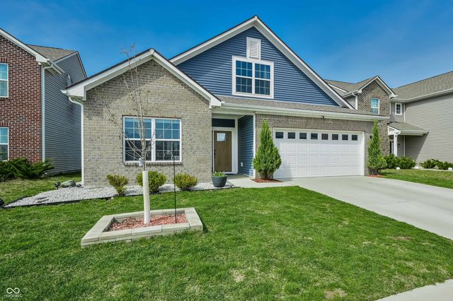 5466 Maywood Drive, Whitestown, IN 46075