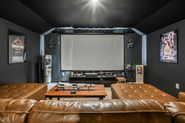 5466 Maywood Drive, Whitestown, IN 46075