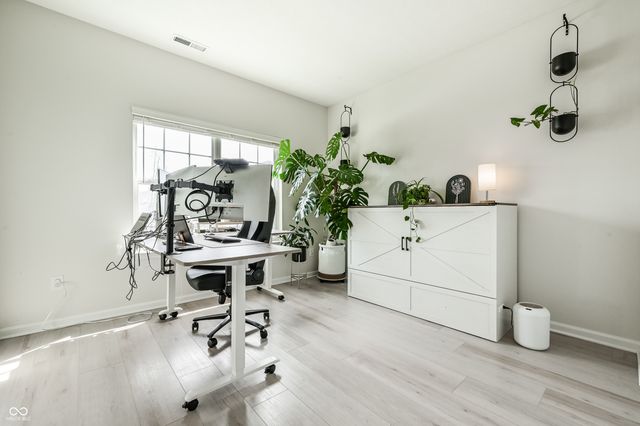 5466 Maywood Drive, Whitestown, IN 46075