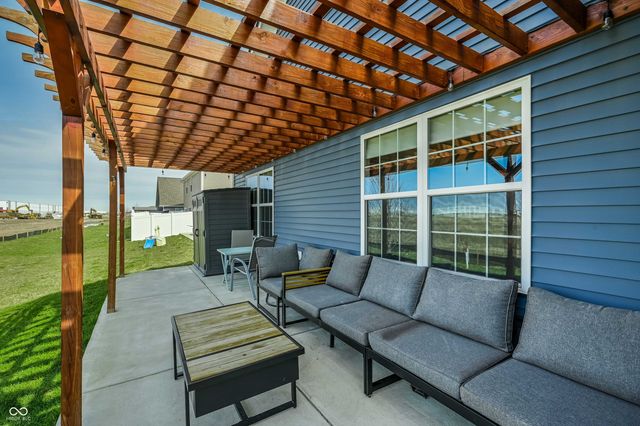 5466 Maywood Drive, Whitestown, IN 46075