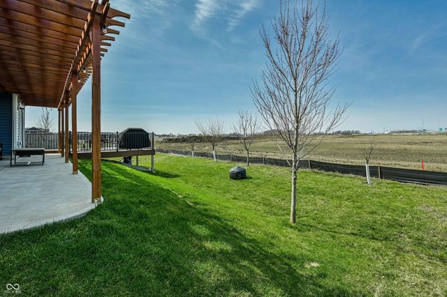 5466 Maywood Drive, Whitestown, IN 46075