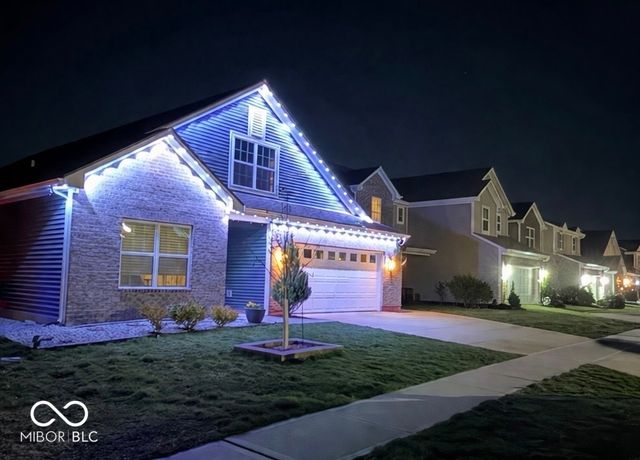 5466 Maywood Drive, Whitestown, IN 46075