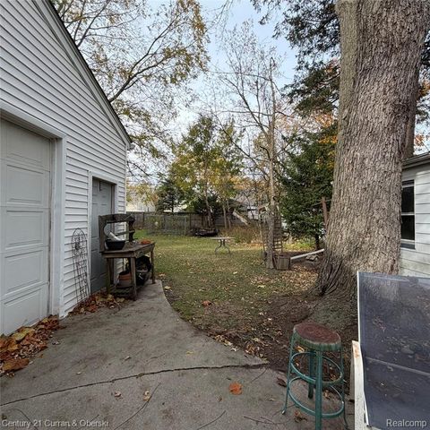 418 S Dorchester Avenue, Royal Oak, MI 48067