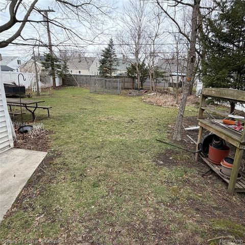 418 S Dorchester Avenue, Royal Oak, MI 48067