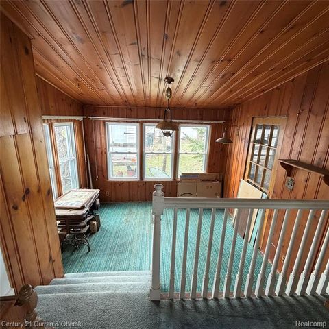 418 S Dorchester Avenue, Royal Oak, MI 48067