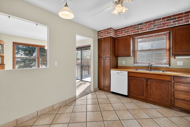 308 Rustic Lane, Algonquin, IL 60102