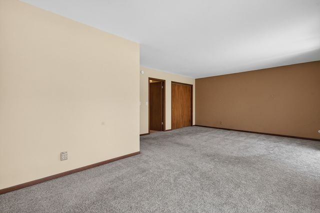 308 Rustic Lane, Algonquin, IL 60102