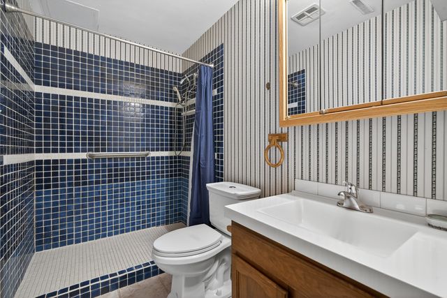 308 Rustic Lane, Algonquin, IL 60102