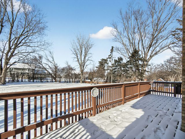 308 Rustic Lane, Algonquin, IL 60102