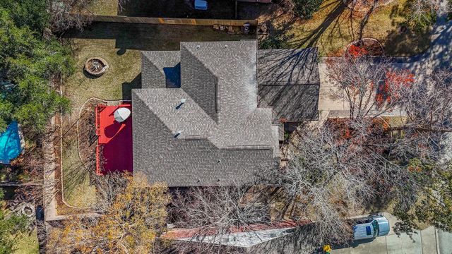 251 N Wimberly Way, The Woodlands, TX 77385