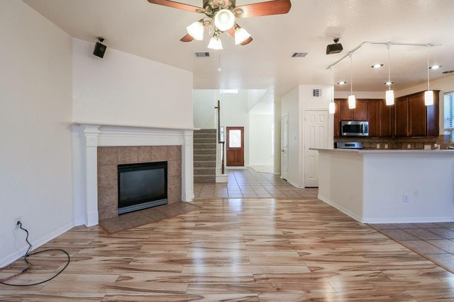 251 N Wimberly Way, The Woodlands, TX 77385