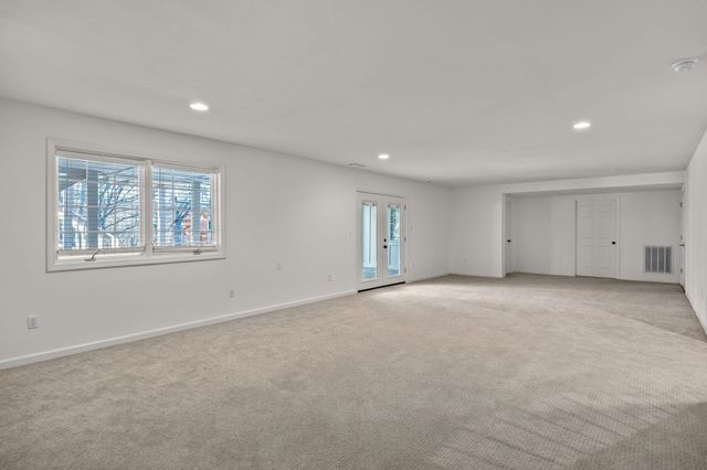 1 Sweetbriar Ct, Greer, SC 29650