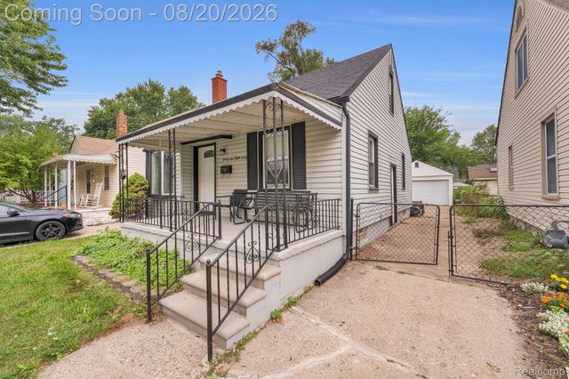 24840 New York Street, Dearborn, MI 48124