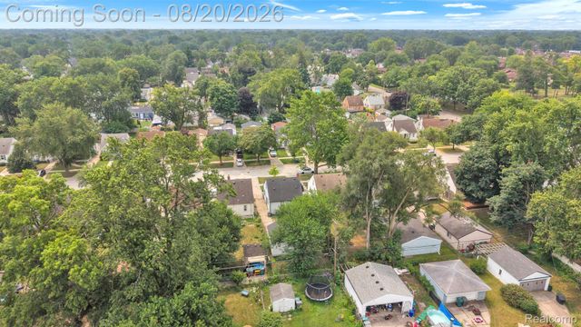 24840 New York Street, Dearborn, MI 48124