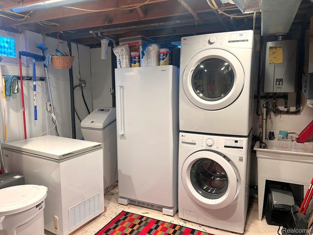 3728 E Clark Road, Dewitt Charter Township, MI 48808