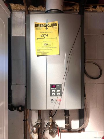 3728 E Clark Road, Dewitt Charter Township, MI 48808